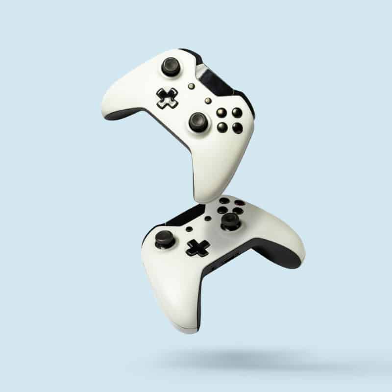 Remote controller for online gaming