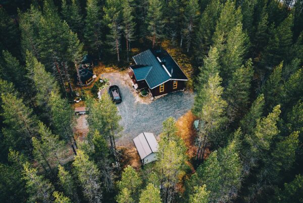 best internet for cottages in Ontario, aerial view of a remote cottage